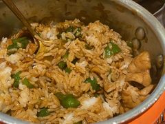 压锅肥肠米饭-关东小磨东北菜(漕河泾印象城店)