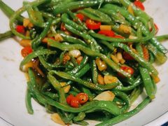 -黄泥岗·地道湖北菜(奥特莱斯店)