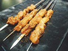 -西街夜油条·麻团包乌饭