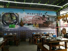大堂-云南印象昭通天麻火腿鸡(新疆石油花园二期店)