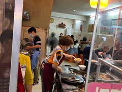 -松树干拌面店
