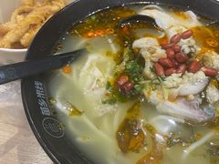 酸菜鱼米线-苗乡米线(建军路店)