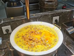 -金马门国际美食百汇(珞喻路店)