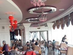 -荣誉国际酒店-云顶旋转餐厅