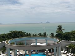 -芽庄日出海滩水疗酒店