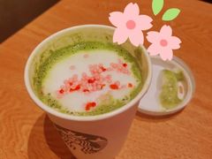 双层轻芝蛋糕-星巴克臻选(广州高德置地秋广场店)