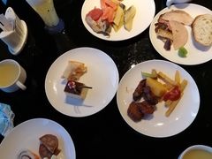 -唐拉雅秀酒店-西锦汇空中BBQ·思创餐厅