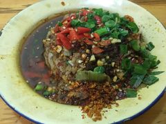 -拈签一笑黄牛肉辣卤串串