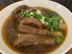 -尊品原汁牛肉面
