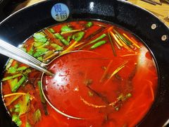 -贵厨酸汤牛肉(小十字店)