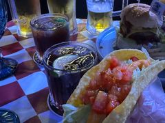 -鲨鱼美式餐厅酒吧Sharky