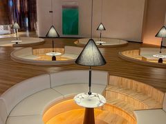 -涨巢·潮玩水疗局