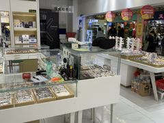 -美式眼镜·授权蔡司.依视路.尼康.豪雅.明月(人民广场店)