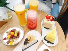 -焙丽拾光(麦凯乐直营店)