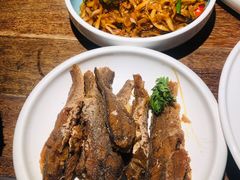 老青岛熏黄花鱼-前海沿·青岛菜(大拇指广场石老人店)