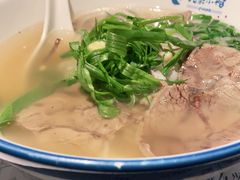 -美奈小馆·越南料理(中航城君尚购物中心店)