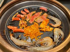 -梨花甄选自助烤肉(小寨原力场店)