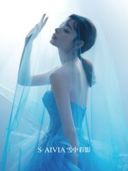 -雪中彩影婚纱摄影·微光艺术中心