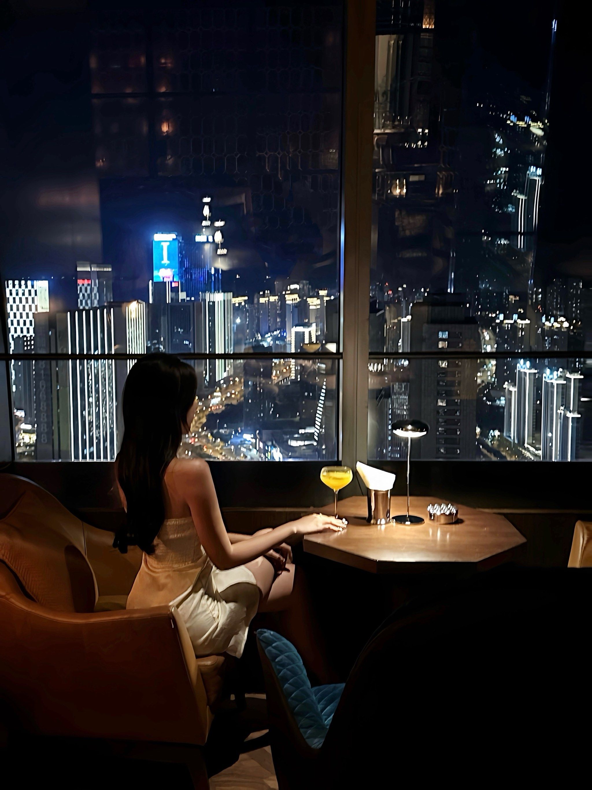 大连四季酒店夜景高空bar.氛围感拉满