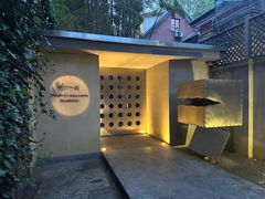 -穹六人间 people 6(岳阳路店)