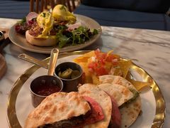 鸡牛双肉芝士墨西哥馅饼-The Rug Cafe(王府中环店)