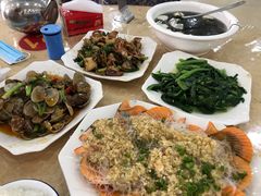 蒜蓉油麦菜-双月饭店·20年老字号(新村店)