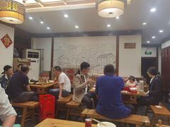 大堂-锅首鲜品火锅(鸳鸯店)