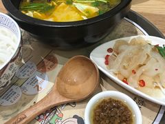 -妈妈故事米线(市府恒隆店)
