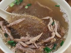 -佬钱湾仔(衣裳街店)