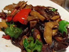 周家菌菇小炒肉-周家二小姐的菜(西津渡店)