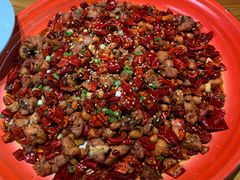 吃不得辣子鸡-先启半步颠·川菜小炒