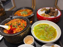 -万重锦·人文川菜馆(骡马市店)