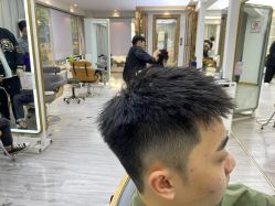 点击看大图 -辛格·潮沙龙