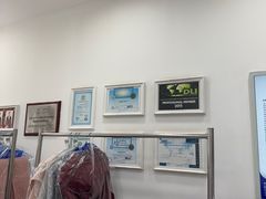 -布瑞琳洗衣(西堤红山店)