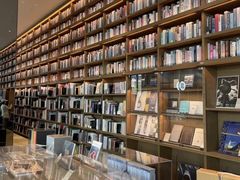 -茑屋书店(天目里店)
