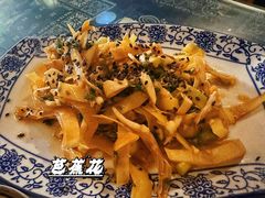 -蜗牛小馆醉乡民谣云南菜(惠新西里店)