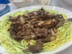 黄面烤肉-老字号大盘鸡·丸子汤·抓饭
