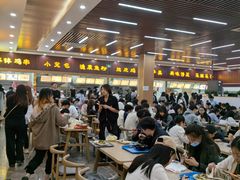 -星光教育超市(传媒大学店)