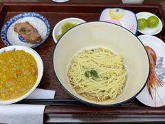 -百年老字号·观振兴蟹黄面·三虾面·苏式面(观前街富仁坊巷店)