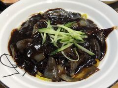 炸酱面-绣旻烤肉吧(总店)