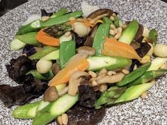 -玖尹-新派中式餐酒馆