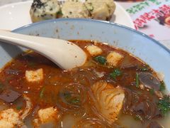 -小杨生煎(金山百联购物中心3楼店)