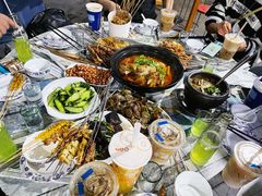 -张记老友聚张小串烧烤夜市