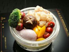 -巴四老城区炭火蛙锅(张江店)