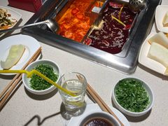 -海底捞火锅鲜切牛肉主题店(长寿路店)
