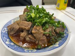 -胥佳烧鸡公牛肉面馆
