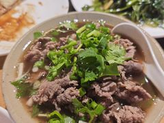 -大众跷脚牛肉馆·非遗传承单位(峨眉山店)