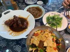 特色土猪酱排-印象徽州·正宗徽菜体验店