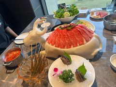 至尊金牛-德天肥牛海鲜火锅(城西银泰店)