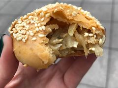 火腿萝卜丝饼-真老大房鲜肉月饼(南京路步行街店)